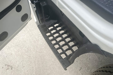 ������������ 2.5L���� 174���� ������6�� 4.2�׵��������ῨͼƬ