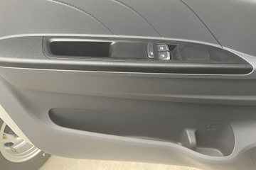 ������������ 2.5L���� 174���� ������6�� 4.2�׵��������ῨͼƬ
