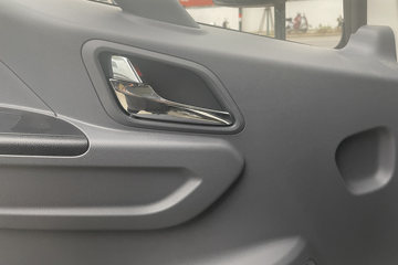������������ 2.5L���� 174���� ������6�� 4.2�׵��������ῨͼƬ