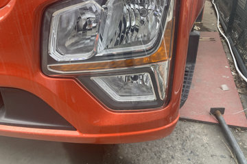 ���JK6 4.3L���� 240���� 4X2 ��ʿ��8�� 6.8�������ػ���ͼƬ