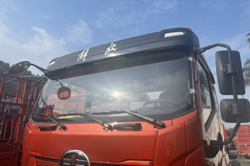 ���JK6 4.3L���� 240���� 4X2 ��ʿ��8�� 6.8�������ػ���ͼƬ