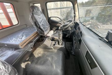 ���JK6 4.3L���� 240���� 4X2 ��ʿ��8�� 6.8�������ػ���ͼƬ