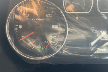 ���JK6 4.3L���� 240���� 4X2 ��ʿ��8�� 6.8�������ػ���ͼƬ