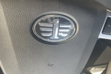 ���JK6 4.3L���� 240���� 4X2 ��ʿ��8�� 6.8�������ػ���ͼƬ