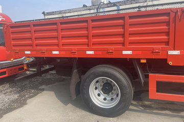 ���JK6 4.3L���� 240���� 4X2 ��ʿ��8�� 6.8�������ػ���ͼƬ