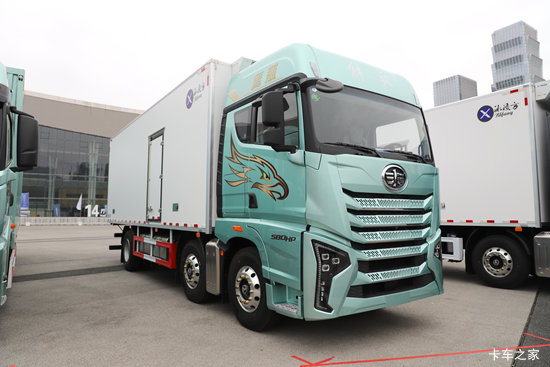 �ൺ���ӥ�� ������ 580���� 6X2 AMT�Զ��� 7.8����س�