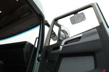 �ൺ���ӥ�� ������ 580���� 6X2 AMT�Զ��� 7.8����س�ͼƬ