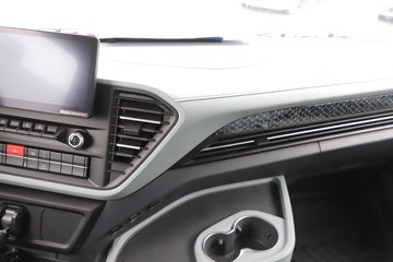 �ൺ���ӥ�� ������ 580���� 6X2 AMT�Զ��� 7.8����س�ͼƬ