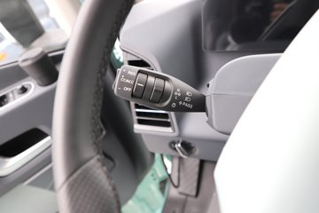 �ൺ���ӥ�� ������ 580���� 6X2 AMT�Զ��� 7.8����س�ͼƬ