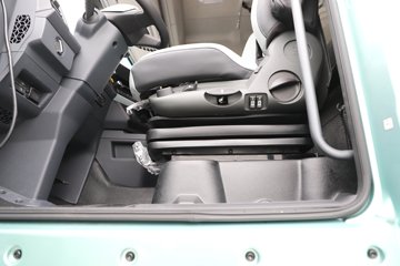 �ൺ���ӥ�� ������ 580���� 6X2 AMT�Զ��� 7.8����س�ͼƬ