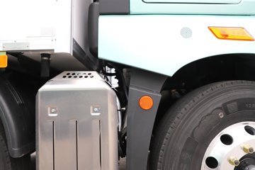 �ൺ���ӥ�� ������ 580���� 6X2 AMT�Զ��� 7.8����س�ͼƬ