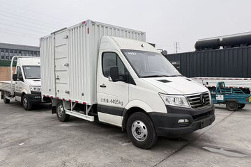 黑豹C3.5 3.35米单排纯电动厢式微卡 宁德时代81.14kWh