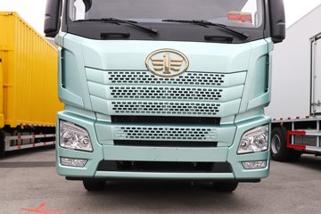 �ൺ���JH6 ������ 7L���� 330���� 4X2 ��ʿ��9�� AMT�Զ��� 9.7����ʽ�ػ���ͼƬ