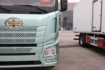 �ൺ���JH6 ������ 7L���� 330���� 4X2 ��ʿ��9�� AMT�Զ��� 9.7����ʽ�ػ���ͼƬ