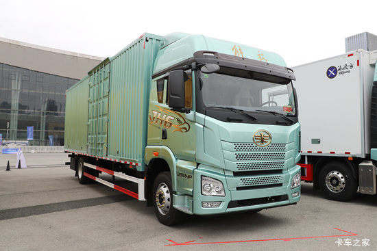 �ൺ���JH6 ������ 7L���� 330���� 4X2 ��ʿ��9�� AMT�Զ��� 9.7����ʽ�ػ���