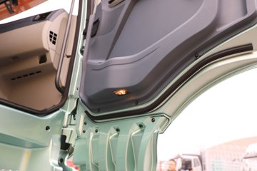 �ൺ���JH6 ������ 7L���� 330���� 4X2 ��ʿ��9�� AMT�Զ��� 9.7����ʽ�ػ���ͼƬ