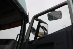 青岛解放JH6 智享版 7L柴油 330马力 4X2 法士特9档 AMT自动档 9.7米厢式载货车 青岛解放JH6 智享版 7L柴油 330马力 4X2 法士特9档 AMT自动档 9.7米厢式载货车