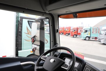 �ൺ���JH6 ������ 7L���� 330���� 4X2 ��ʿ��9�� AMT�Զ��� 9.7����ʽ�ػ���ͼƬ