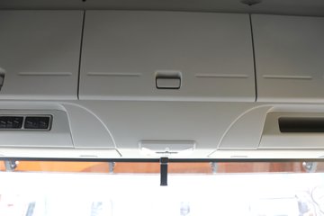 �ൺ���JH6 ������ 7L���� 330���� 4X2 ��ʿ��9�� AMT�Զ��� 9.7����ʽ�ػ���ͼƬ