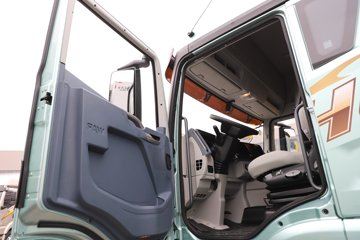 �ൺ���JH6 ������ 7L���� 330���� 4X2 ��ʿ��9�� AMT�Զ��� 9.7����ʽ�ػ���ͼƬ