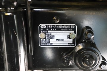�ൺ���JH6 ������ 7L���� 330���� 4X2 ��ʿ��9�� AMT�Զ��� 9.7����ʽ�ػ���ͼƬ