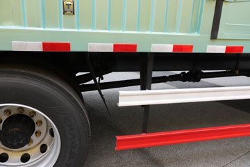 �ൺ���JH6 ������ 7L���� 330���� 4X2 ��ʿ��9�� AMT�Զ��� 9.7����ʽ�ػ���ͼƬ