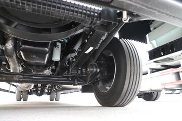 �ൺ���JH6 ������ 7L���� 330���� 4X2 ��ʿ��9�� AMT�Զ��� 9.7����ʽ�ػ���ͼƬ
