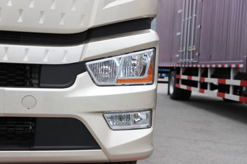 һ����� J6L ��Ӣ�� 7.8L���� 320���� 4X2 һ�����8�� 9.55����ʽ�ػ���ͼƬ