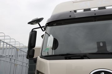 һ����� J6L ��Ӣ�� 7.8L���� 320���� 4X2 һ�����8�� 9.55����ʽ�ػ���ͼƬ