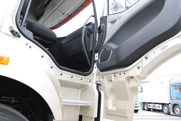 һ����� J6L ��Ӣ�� 7.8L���� 320���� 4X2 һ�����8�� 9.55����ʽ�ػ���ͼƬ