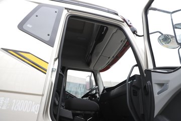 һ����� J6L ��Ӣ�� 7.8L���� 320���� 4X2 һ�����8�� 9.55����ʽ�ػ���ͼƬ