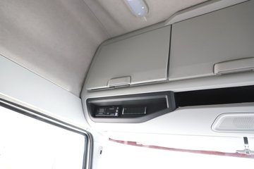 һ����� J6L ��Ӣ�� 7.8L���� 320���� 4X2 һ�����8�� 9.55����ʽ�ػ���ͼƬ