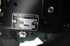 一汽解放 J6L 精英版 7.8L柴油 320马力 4X2 一汽解放8档 9.55米厢式载货车