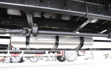 һ����� J6L ��Ӣ�� 7.8L���� 320���� 4X2 һ�����8�� 9.55����ʽ�ػ���ͼƬ