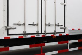 解放J6L&nbsp;载货车上装                                                图片