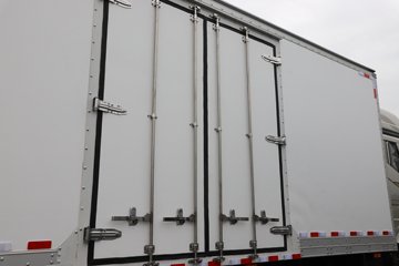 һ����� J6L ��Ӣ�� 7.8L���� 320���� 4X2 һ�����8�� 9.55����ʽ�ػ���ͼƬ