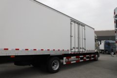 一汽解放 J6L 精英版 7.8L柴油 320马力 4X2 一汽解放8档 9.55米厢式载货车