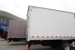 一汽解放 J6L 精英版 7.8L柴油 320马力 4X2 一汽解放8档 9.55米厢式载货车