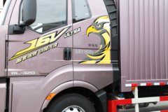 一汽解放J6V Pro精英版 7.8L柴油 320马力 4X2 一汽解放8档 9.6米厢式载货车