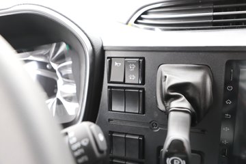 һ�����J6V Pro��Ӣ�� 7.8L���� 320���� 4X2 һ�����8�� 9.6����ʽ�ػ���ͼƬ