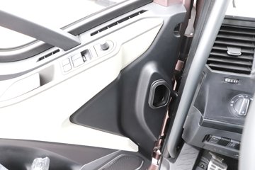 һ�����J6V Pro��Ӣ�� 7.8L���� 320���� 4X2 һ�����8�� 9.6����ʽ�ػ���ͼƬ