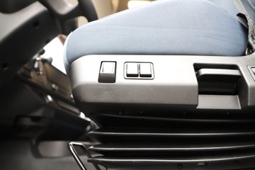 һ�����J6V Pro��Ӣ�� 7.8L���� 320���� 4X2 һ�����8�� 9.6����ʽ�ػ���ͼƬ