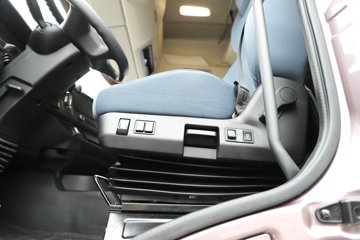 һ�����J6V Pro��Ӣ�� 7.8L���� 320���� 4X2 һ�����8�� 9.6����ʽ�ػ���ͼƬ