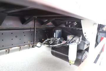 һ�����J6V Pro��Ӣ�� 7.8L���� 320���� 4X2 һ�����8�� 9.6����ʽ�ػ���ͼƬ