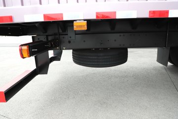 һ�����J6V Pro��Ӣ�� 7.8L���� 320���� 4X2 һ�����8�� 9.6����ʽ�ػ���ͼƬ