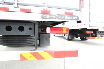 һ�����J6V Pro��Ӣ�� 7.8L���� 320���� 4X2 һ�����8�� 9.6����ʽ�ػ���ͼƬ