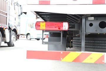 һ�����J6V Pro��Ӣ�� 7.8L���� 320���� 4X2 һ�����8�� 9.6����ʽ�ػ���ͼƬ