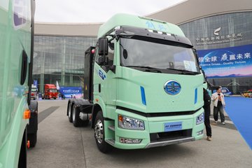 解放J6P 6X4 纯电动牵引车422.87kWh