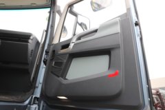 青岛解放 鹰航 380马力 8X4 9.6米杂项危险物品厢式运输车(百捷牌) 青岛解放 鹰航 380马力 8X4 9.6米杂项危险物品厢式运输车(百捷牌)