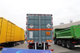 鹰航&nbsp;爆破器材运输车上装图片